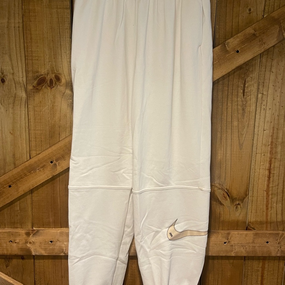 Nike oversized tan Sweatpants New with tags